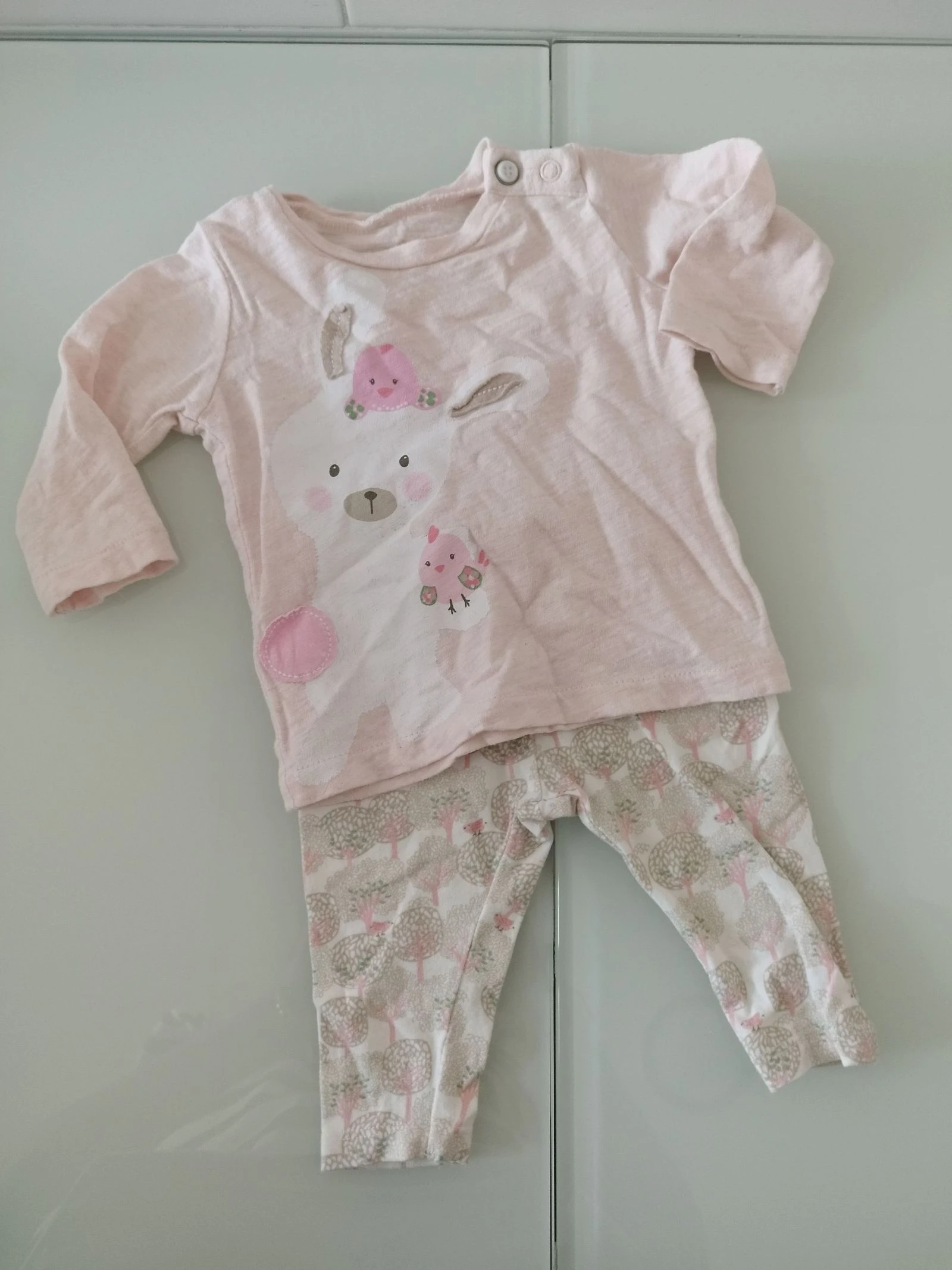 Conjunto de pantalón y camiseta de manga larga Benetton 